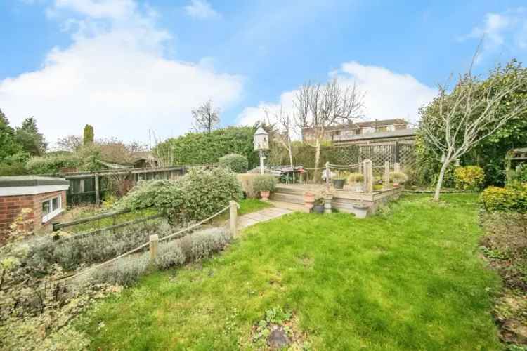 3 Bedroom Family Home Sudbury Garage Gardens