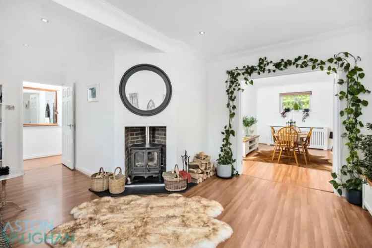 5 Bedroom Detached House for Sale in Ovingdean Village