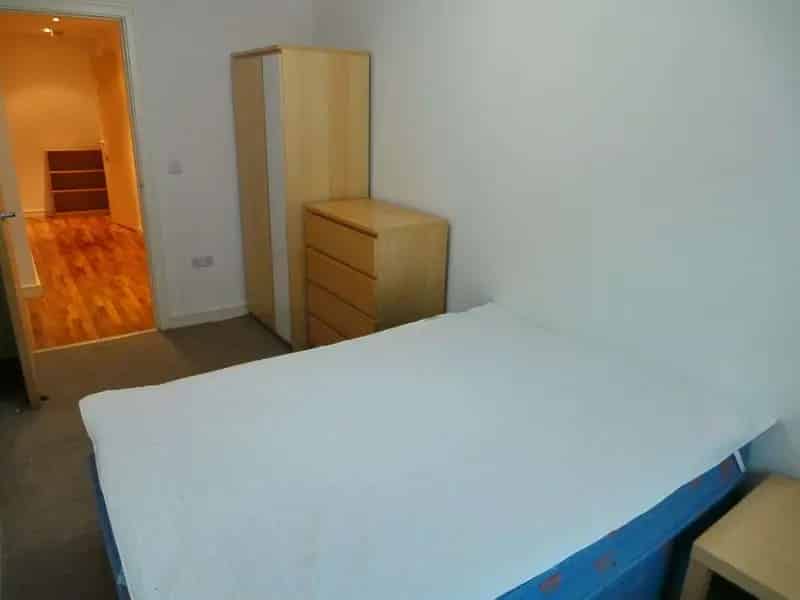2 Bedroom Apartment Manchester City Centre Student Accommodation