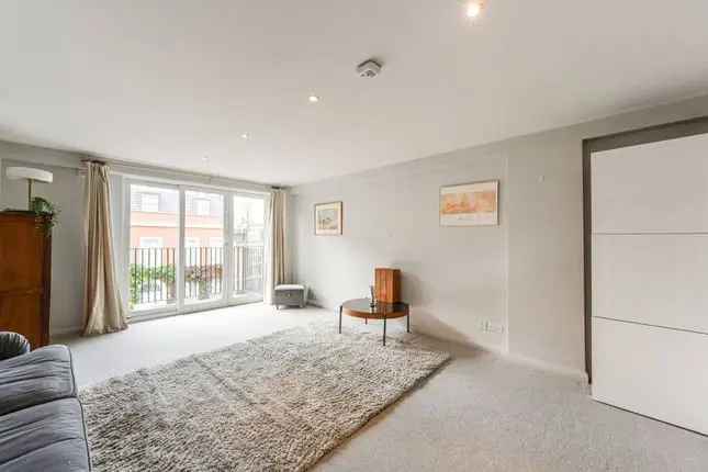 Flat for sale in Jubilee Place, Chelsea, London SW3