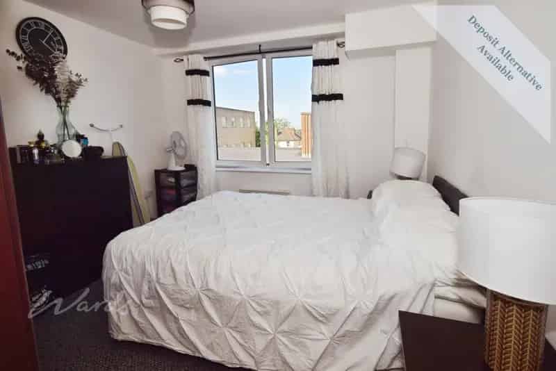 1 Bedroom Apartment to Rent near Gillingham Station