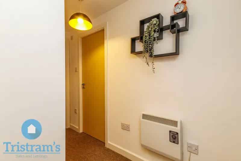 1 Bedroom Flat House to Rent Near Shops and Transport