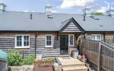 2-Bed Terraced House in Bridport High Spec Finish Courtyard Garden Parking