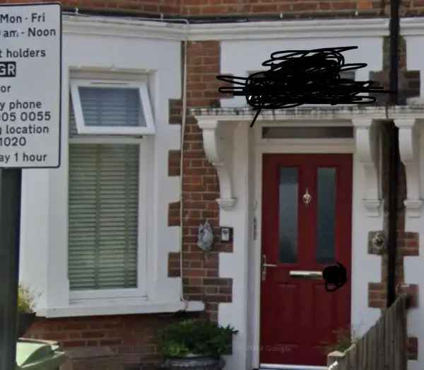 2 Bedroom Victorian Flat High Ceilings Large Kitchen Garden Parking
