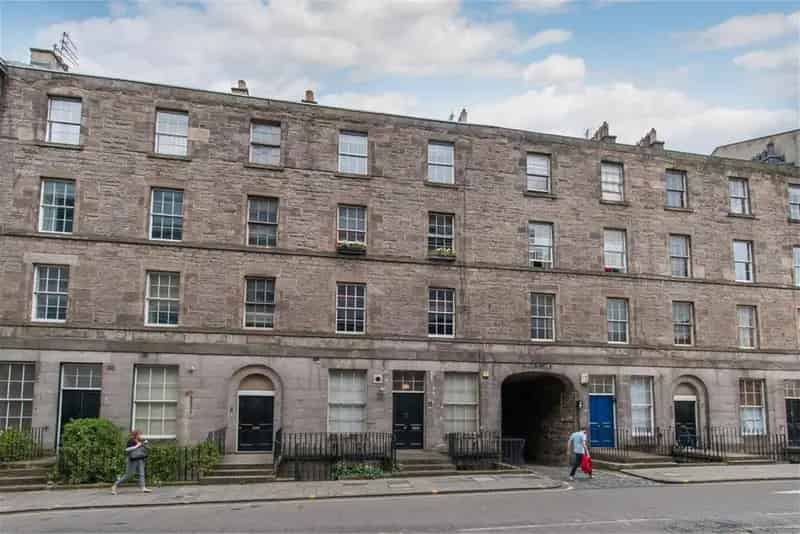 1 Bedroom Flat to Rent Available June 6 2025