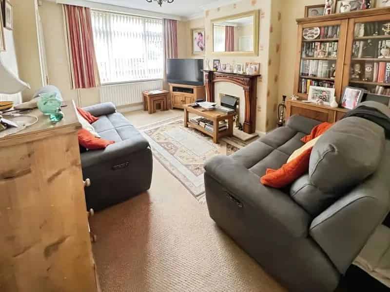 3 Bedroom Mid Terrace House for Sale Stoke-on-Trent ST1