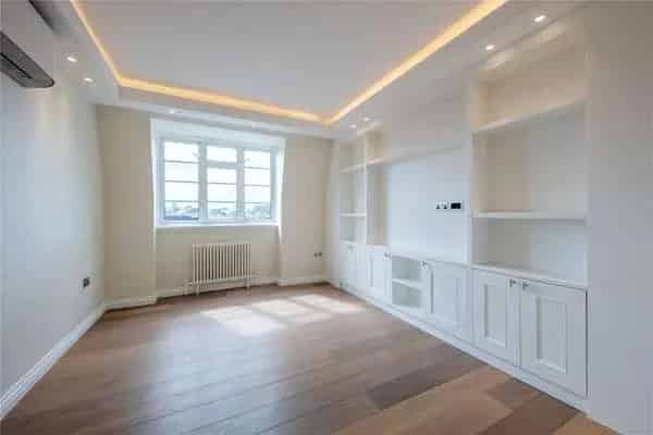 3-Bedroom Flat near Kensington Earls Court Newly Refurbished