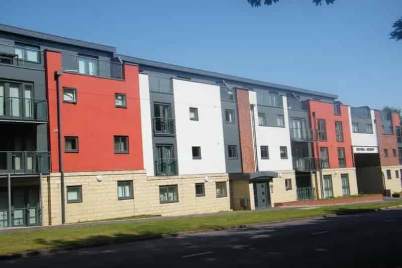 2 Bedroom Apartment near Birmingham Airport