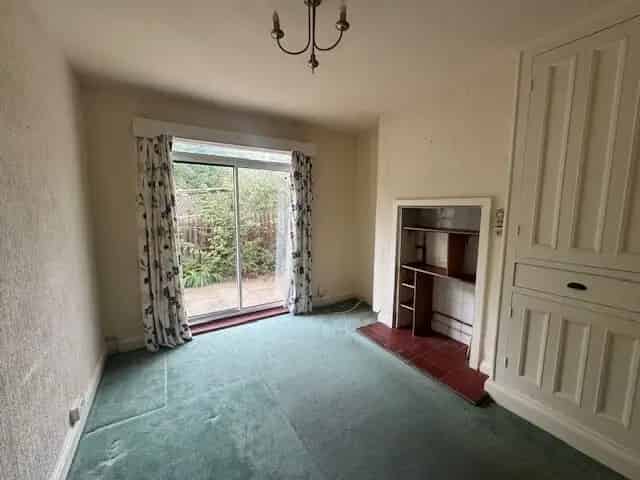 Large 5 Bedroom Detached House Knighton Available Now