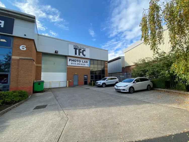 Industrial For Rent in Leeds, England