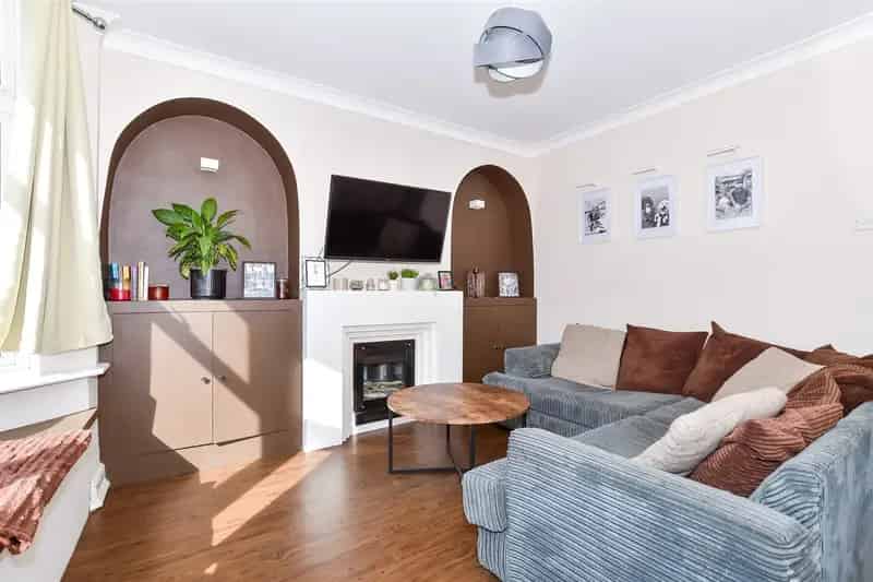 2 Bedroom Terraced House for Sale - Village Life