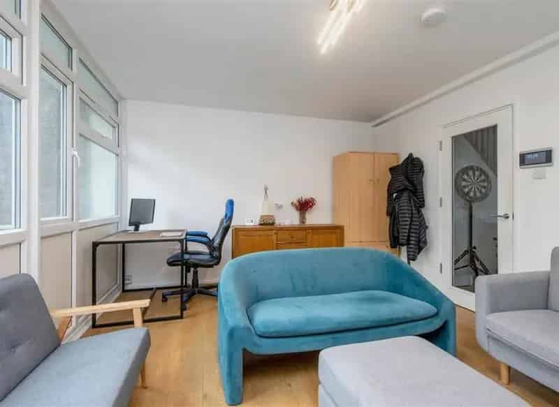 3 Bed Maisonette near Shoreditch High Street Station