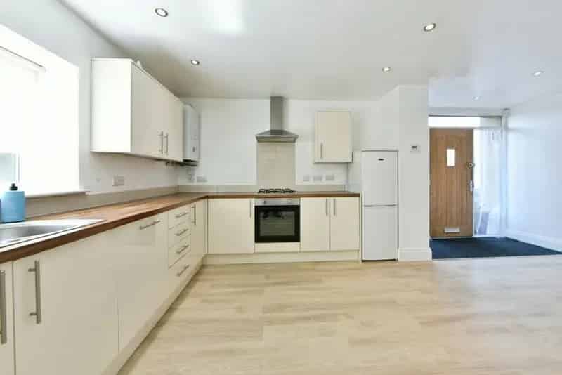 2 bedroom End Terrace House for sale, Hyde, Greater Manchester, SK14