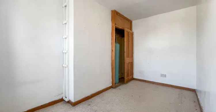 3 Bedroom Victorian House For Sale Near Train Station And Hospital