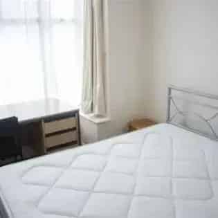 2 Bedroom 2 Bathroom Student Flat Birmingham 80m²