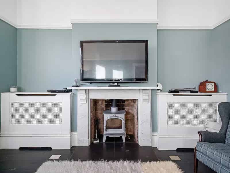 4 Bedroom Semi-Detached Victorian Villa for Sale