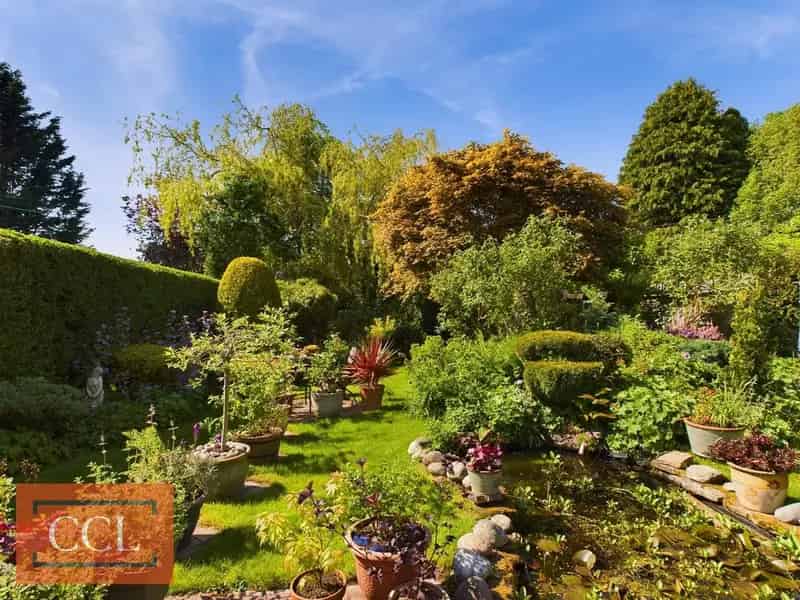 Guest House for Sale