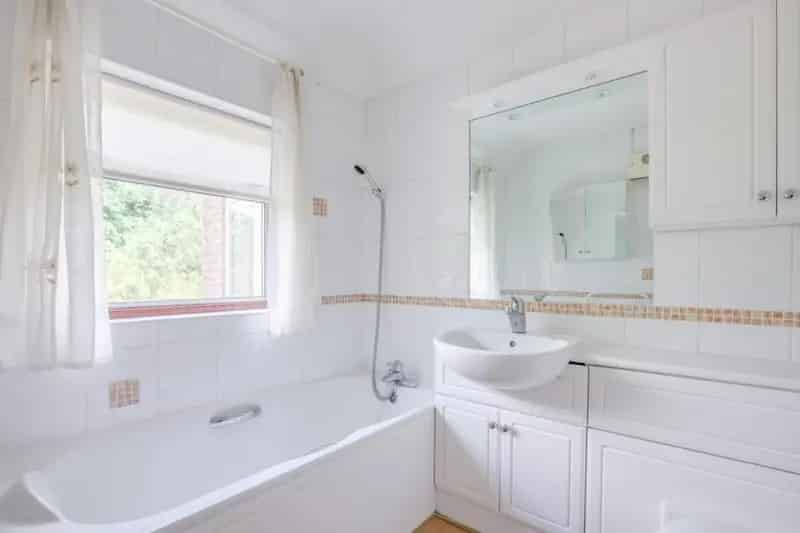 4 Bed Extended Semi Detached House For Sale