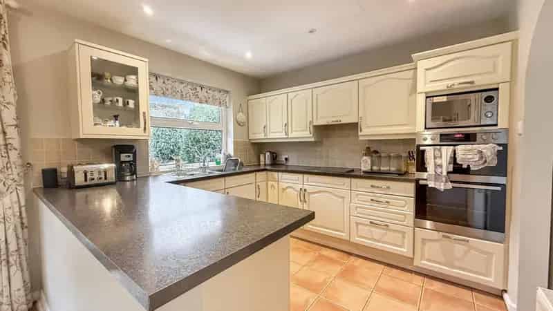 4 Bedroom Detached House For Sale Stunning Views Double Garage