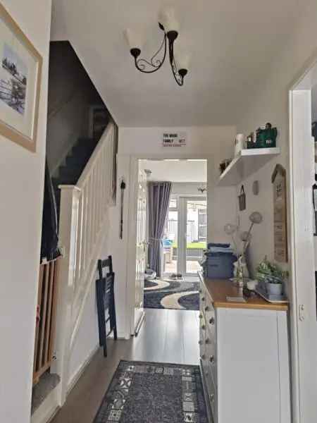 Bungalow For Rent in Lichfield, England