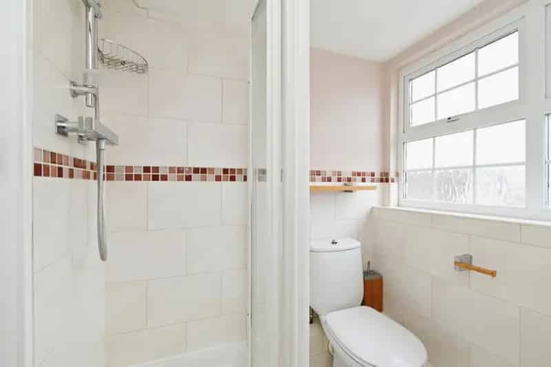 3 Bed House with Garage and Conservatory Diss