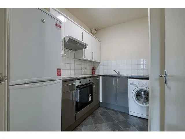 3 Bedroom Flat for Sale in Musselburgh