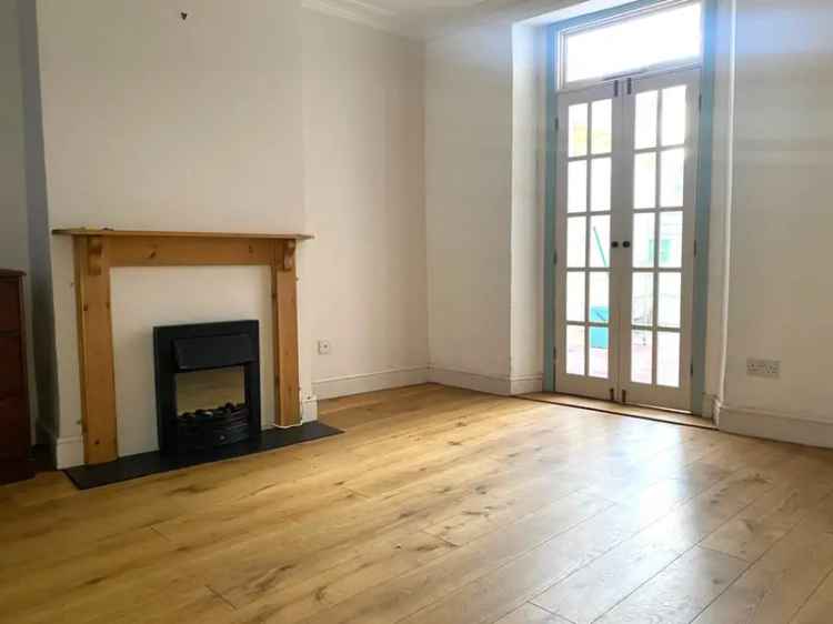 2 Bedroom Terraced House to Rent Near Victoria Park Bath