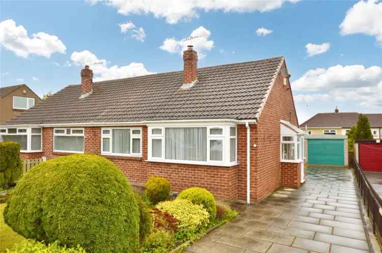 Bungalow For Sale in Leeds, England