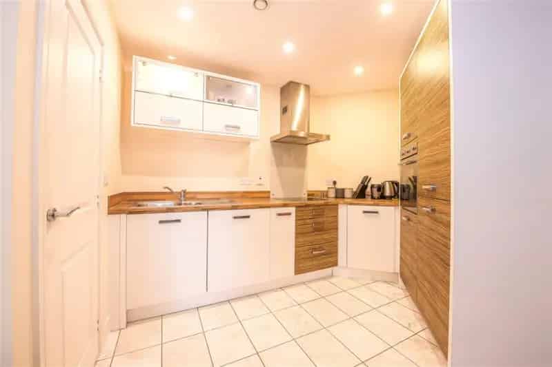1 Bedroom Flat For Sale in Farnborough