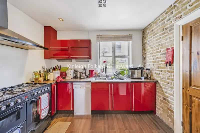 Four Bedroom Victorian House to Rent Near Depford Park