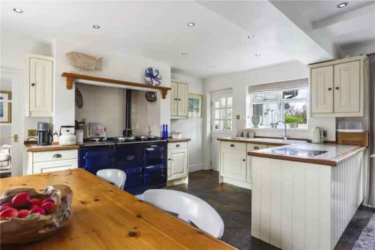 House For Sale in Marlborough, England