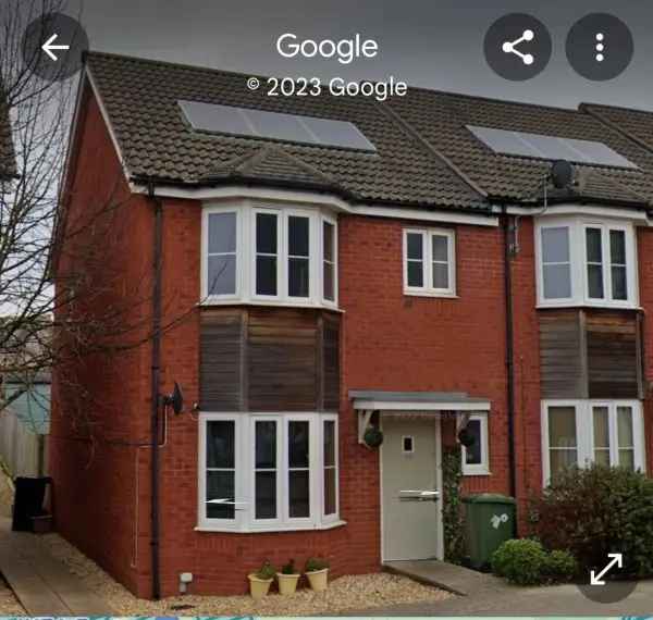 House For Rent in Exeter, England