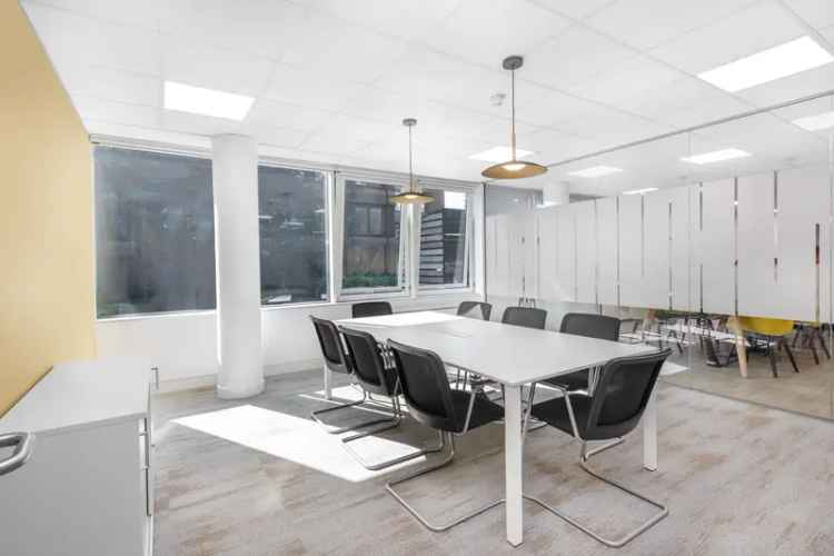 Open Plan Office Space for 24 People in Bromley