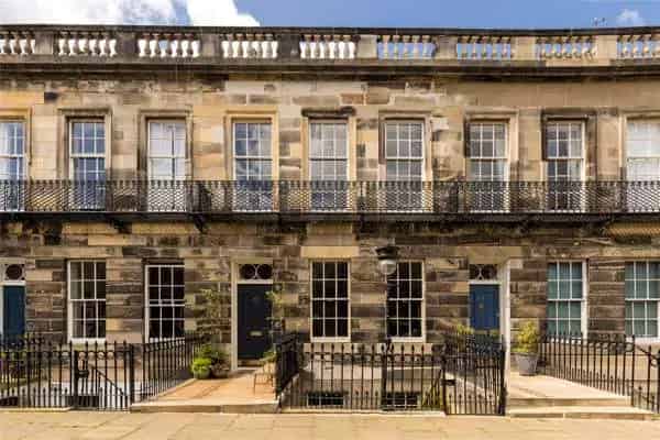 Georgian Townhouse with Charming Garden and Home Office