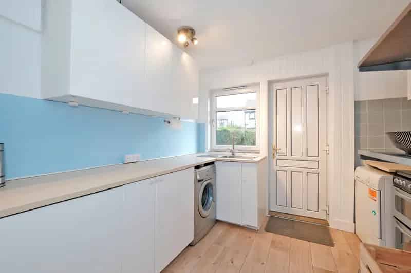 2 Bed Mid Terraced House Kincorth Aberdeen