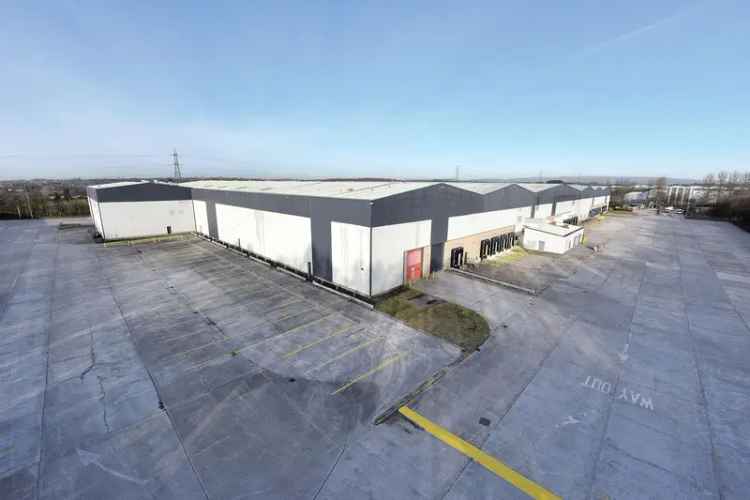 Industrial For Rent in Rochdale, England