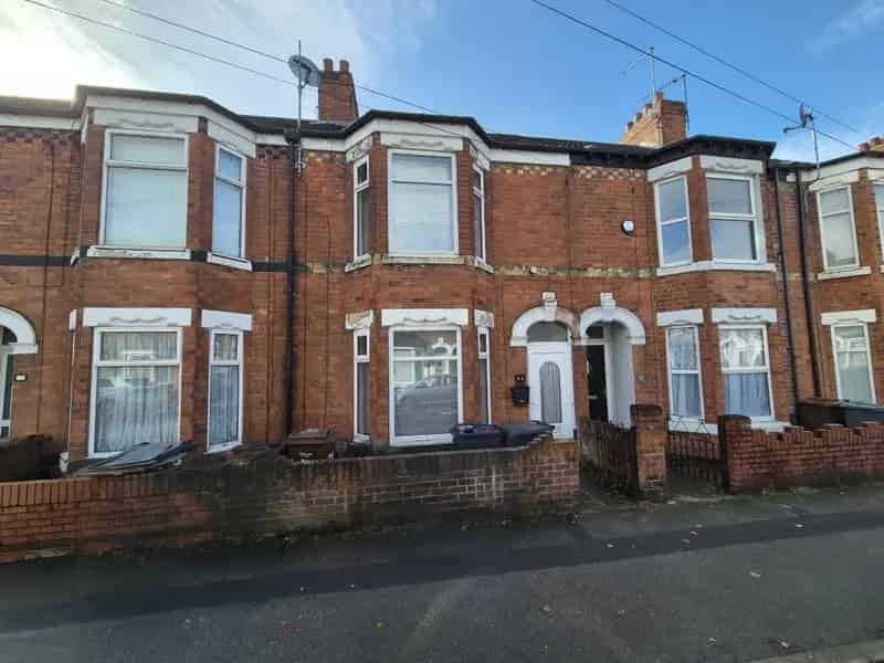 3 Bedroom Mid Terrace House Investment Opportunity