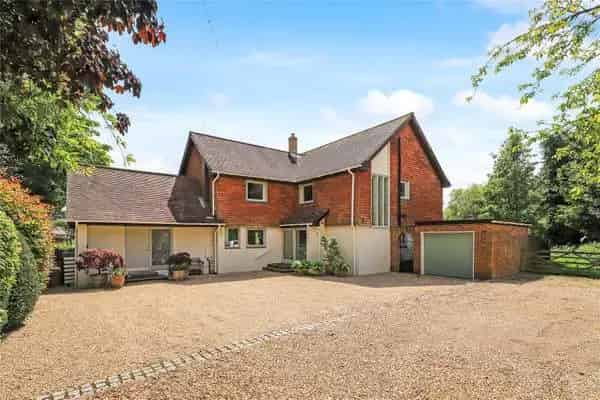 Family Home with Annexe Stunning Views Gardens Water Meadows Hampshire