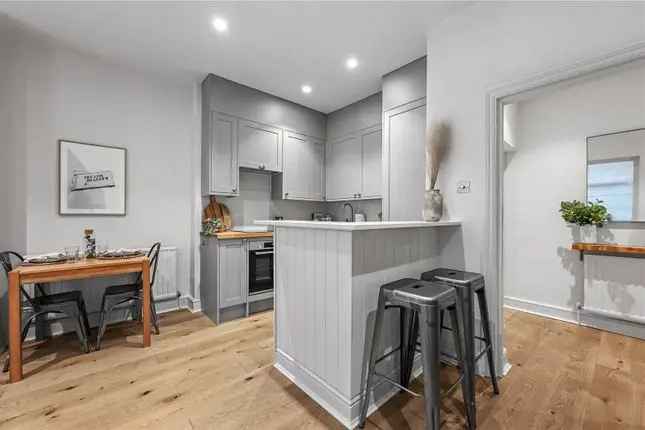 One Bedroom Apartment Marylebone Village London