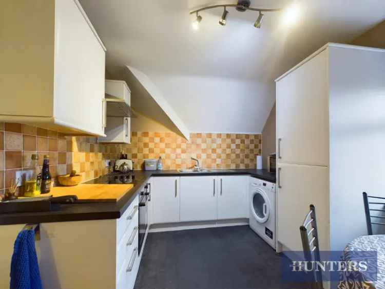 3 Bedroom Maisonette For Sale Near South Side Beach