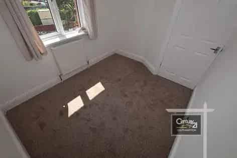 3 Bedroom House Southampton Newly Refurbished Available Now