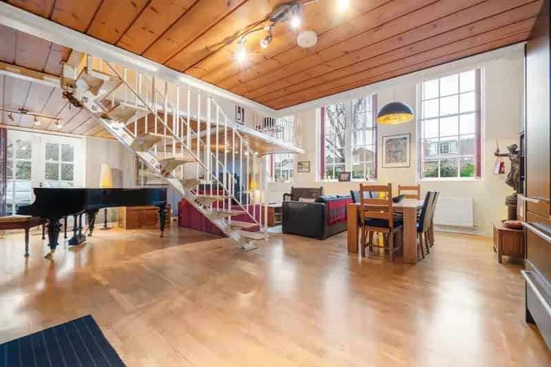 2 Bedroom Flat House to Rent Clapham Brixton