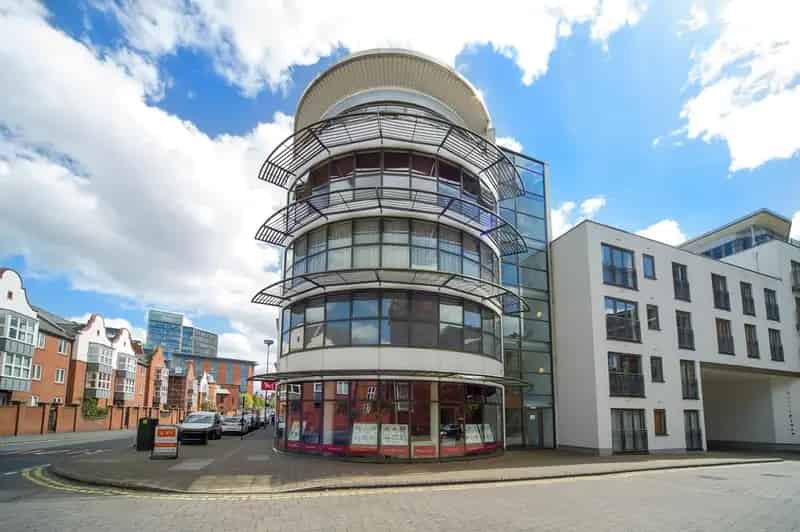 2 Bedroom Apartment to Rent Liberty Place