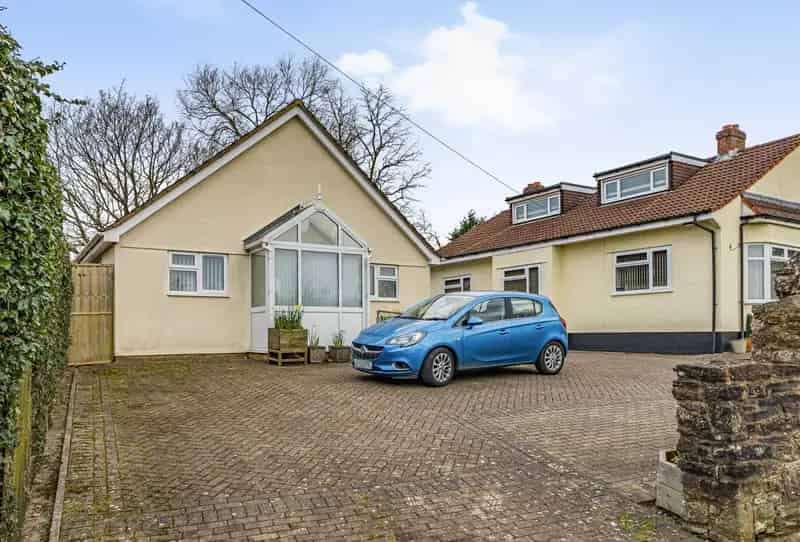3 Bedroom Detached Bungalow for Sale Frampton Cotterell