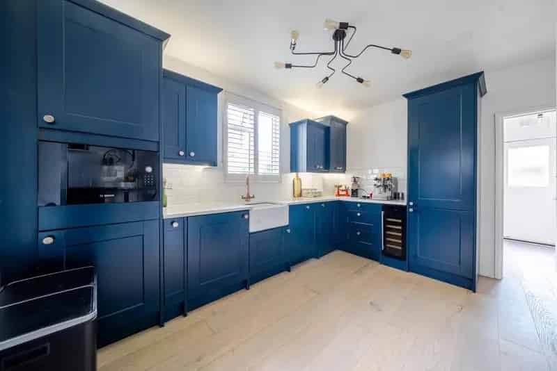 2-Bedroom Period Conversion Over 1000 Sq Ft