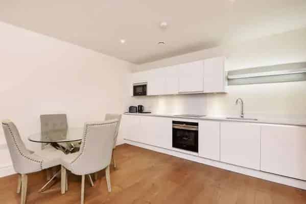 Two Double Bedroom Apartment Putney SW15