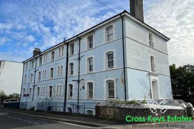 1 Bedroom Apartment House to Rent in East Stonehouse Plymouth