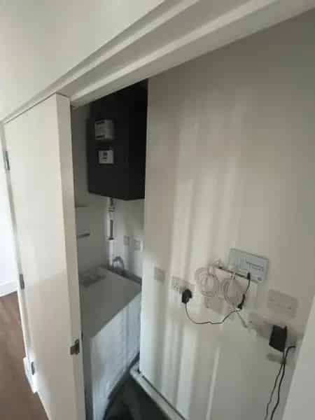 Flat For Rent , Scarbrook Road, London, England