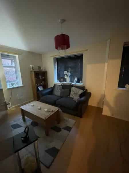 2 Bed Maisonette Smethwick Great Transport Links