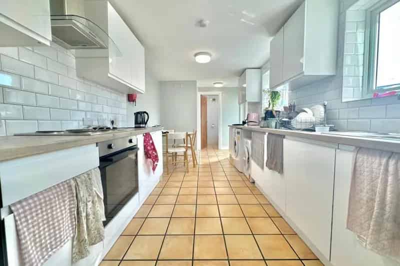 Norwich City Centre Furnished Apartment Near Train Station